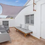 Mediterranean Breeze House Vakantiehuis