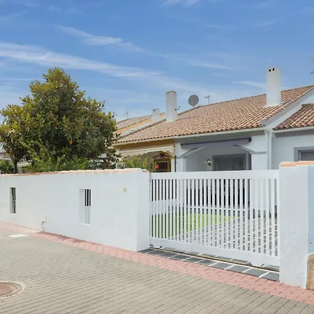 Mediterranean Breeze House Holiday home *